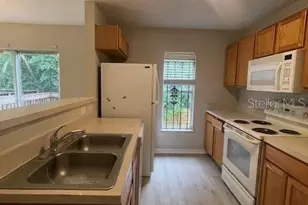 4617 Ashburn Square Dr, Tampa, FL 33610 - Photo 8