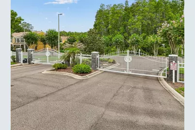 30005 Granda Hills Court, Wesley Chapel, FL 33543 - Photo 28