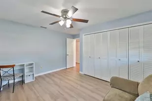 2335 Surrey Ln, Clearwater, FL 33763 - Photo 26