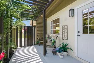 1111 61st Ave N, Saint Petersburg, FL 33703 - Photo 6