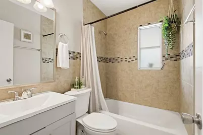 1111 61st Avenue N, Saint Petersburg, FL 33703 - Photo 18