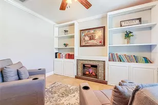 420 Hartford Hts St, Spring Hill, FL 34609 - Photo 2