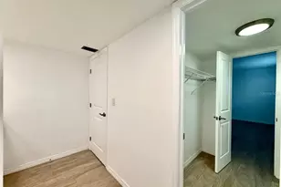 8801 Bay Pointe Dr, Tampa, FL 33615 - Photo 22