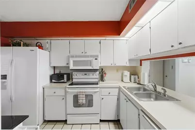 6372 Palma Del Mar Boulevard S #207, Saint Petersburg, FL 33715 - Photo 6