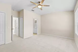 5879 Fishhawk Ridge Dr, Lithia, FL 33547 - Photo 4