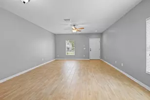 5879 Fishhawk Ridge Dr, Lithia, FL 33547 - Photo 8