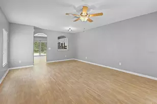 5879 Fishhawk Ridge Dr, Lithia, FL 33547 - Photo 2