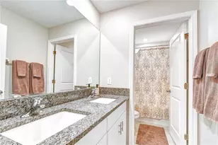 17917 Cloudless Bliss Dr, Lutz, FL 33558 - Photo 22