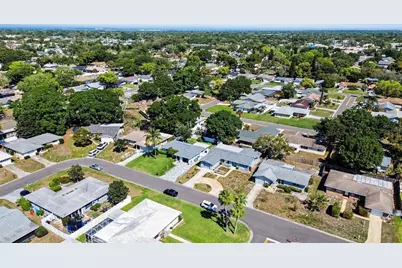 2561 Blackwood Circle, Clearwater, FL 33763 - Photo 32