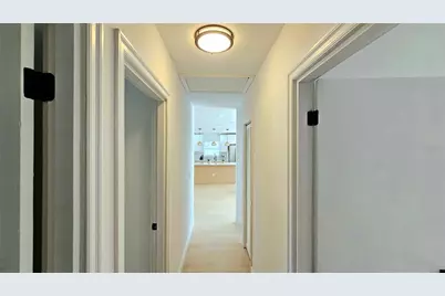 7017 20th Street N, Saint Petersburg, FL 33702 - Photo 34