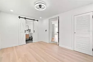 7017 20th St N, Saint Petersburg, FL 33702 - Photo 22
