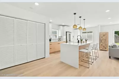 7017 20th Street N, Saint Petersburg, FL 33702 - Photo 4