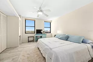 10355 Paradise Blvd, Treasure Island, FL 33706 - Photo 14