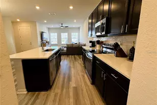 390 Windy Willow Wy, Saint Cloud, FL 34771 - Photo 8