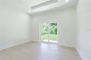 12690 N Central Ave, Tampa, FL 33612 - Photo 24