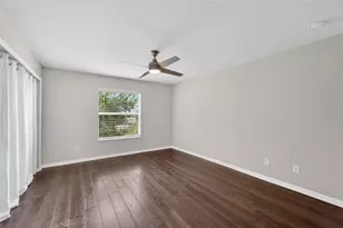 5028 White Sanderling Ct, Tampa, FL 33619 - Photo 40