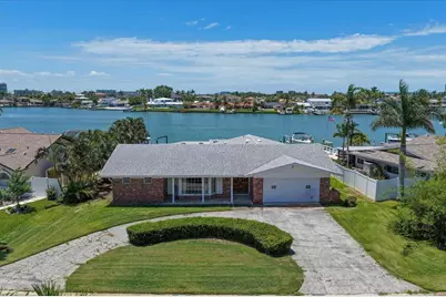 7962 9th Avenue S, Saint Petersburg, FL 33707 - Photo 4