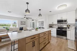 9910 Peninsular Dr, Gibsonton, FL 33534 - Photo 16
