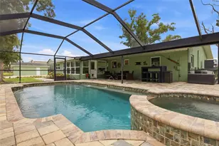 9910 Peninsular Dr, Gibsonton, FL 33534 - Photo 40