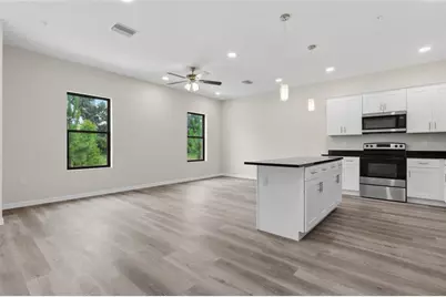 4369 Cambio Gardens Court, Tampa, FL 33610 - Photo 4