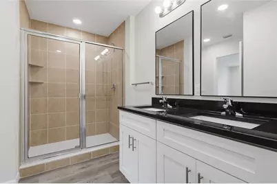 4369 Cambio Gardens Court, Tampa, FL 33610 - Photo 18