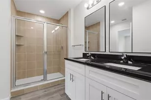 4369 Cambio Gdns Ct, Tampa, FL 33610 - Photo 18