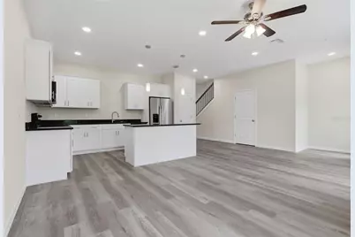 4369 Cambio Gardens Court, Tampa, FL 33610 - Photo 6