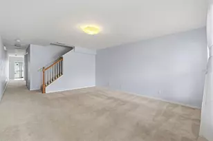 170 Coquina Bay Drive, Saint Petersburg, FL 33705 - Photo 6