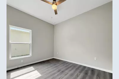 5020 Finders Court, Tampa, FL 33617 - Photo 18