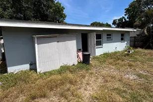 6126 58th St N, Kenneth City, FL 33709 - Photo 4