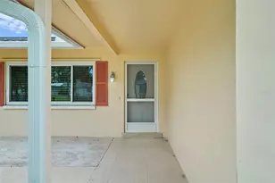 2169 Pine Ridge Dr, Clearwater, FL 33763 - Photo 10