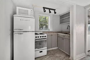 860 12th Ave N, Saint Petersburg, FL 33701 - Photo 10