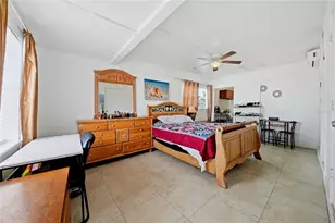 6033 Ambassador Dr, Tampa, FL 33615 - Photo 28