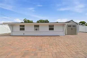 6033 Ambassador Dr, Tampa, FL 33615 - Photo 36