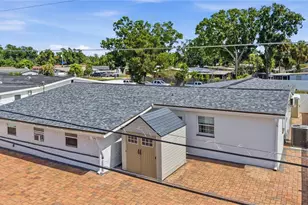 6033 Ambassador Dr, Tampa, FL 33615 - Photo 32