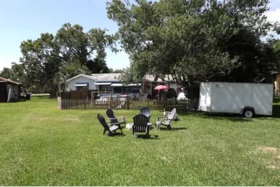 915 Dempsey Street, Clearwater, FL 33756 - Photo 10