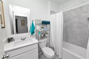 1740 White Water Ct, Davenport, FL 33837 - Photo 14