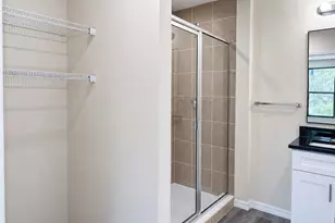 4349 Cambio Gdns Ct, Tampa, FL 33610 - Photo 16