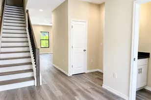 4349 Cambio Gdns Ct, Tampa, FL 33610 - Photo 8