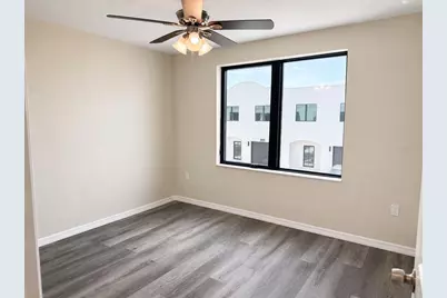 4349 Cambio Gardens Ct, Tampa, FL 33610 - Photo 24