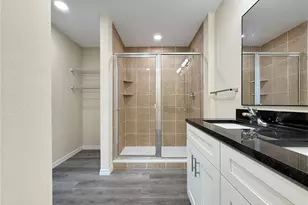 4345 Cambio Gdns Ct, Tampa, FL 33610 - Photo 20