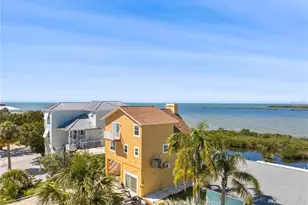 6633 Driftwood Dr, Hudson, FL 34667 - Photo 2