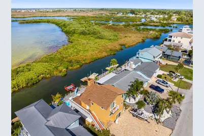 6633 Driftwood Drive, Hudson, FL 34667 - Photo 8