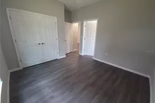 5025 Finders Ct, Tampa, FL 33617 - Photo 6