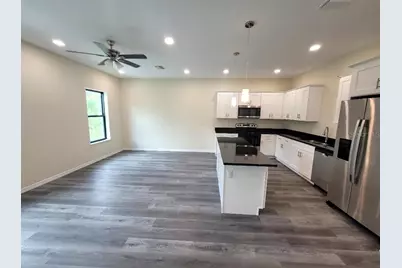 4351 Cambio Gardens Court, Tampa, FL 33610 - Photo 2