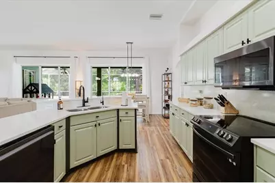 9601 Regents Park Drive, Tampa, FL 33647 - Photo 18