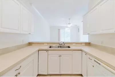 6825 S Kissimmee Street, Tampa, FL 33616 - Photo 8