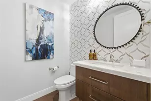 100 1st Ave N, Saint Petersburg, FL 33701 - Photo 40