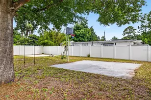 1601 E Paris St, Tampa, FL 33610 - Photo 44