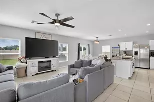 3706 Zephyr Preserve Pl, Zephyrhills, FL 33541 - Photo 8